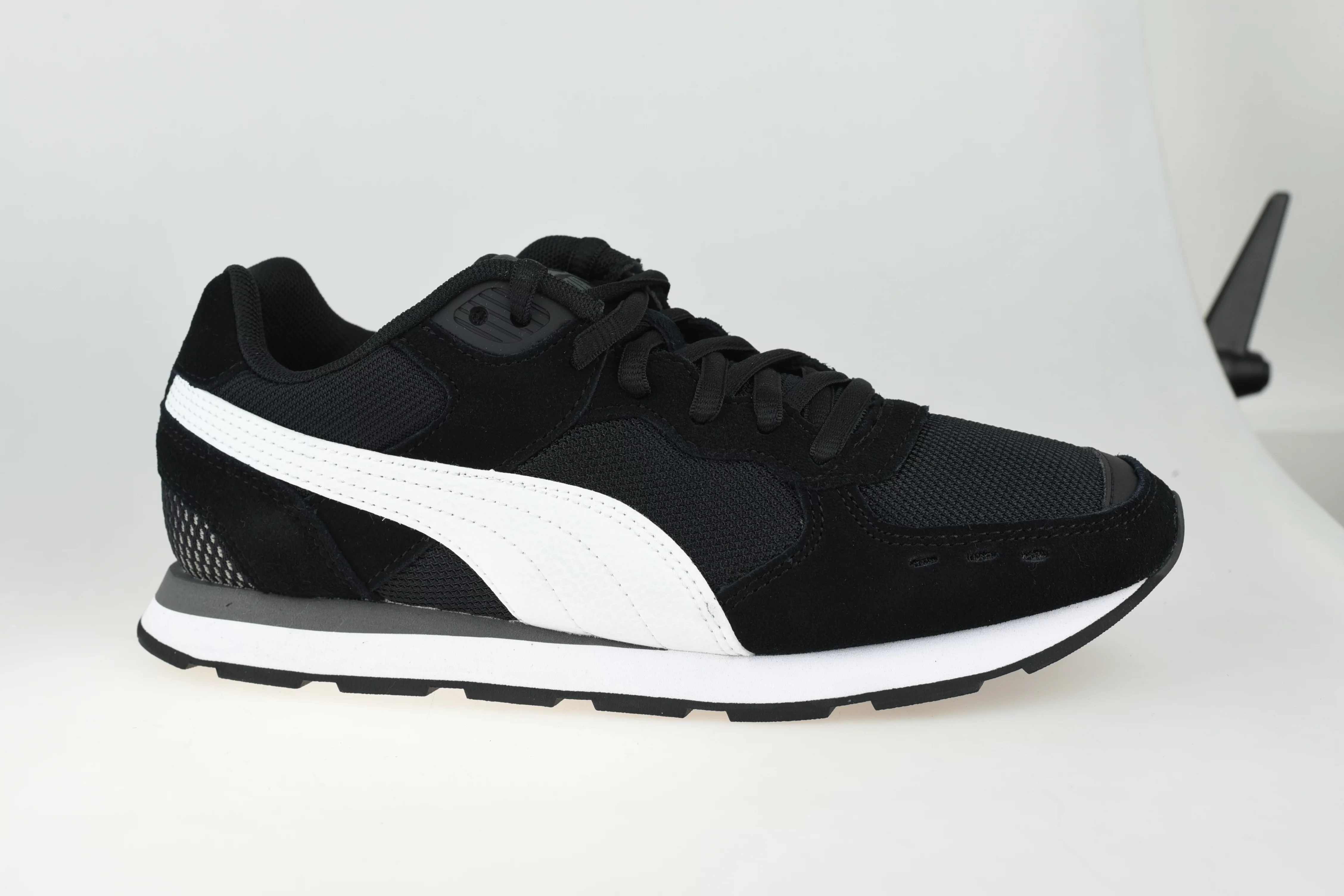 Puma vista trainers on sale